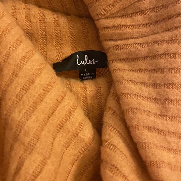 Lulus sweater turtle neck dress! - Picture 2 of 3